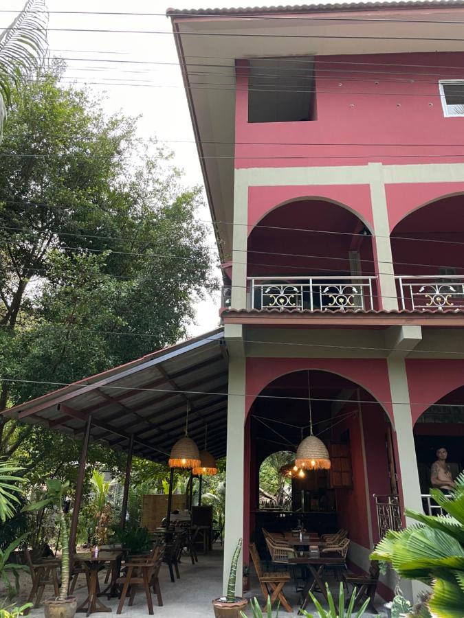 Mythai Guesthouse Chaloklum Exterior foto