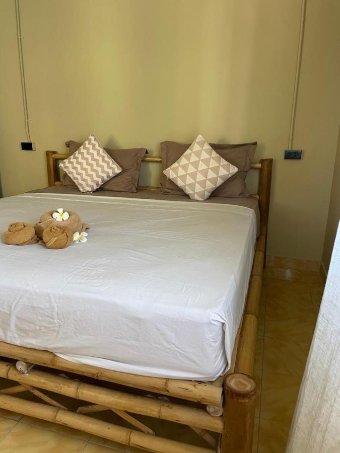 Mythai Guesthouse Chaloklum Exterior foto